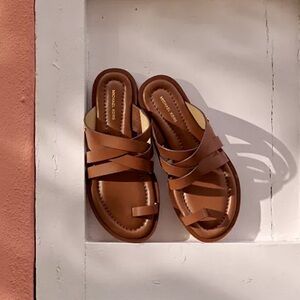 Michael Kors Nora Toe Ring Leather Sandals